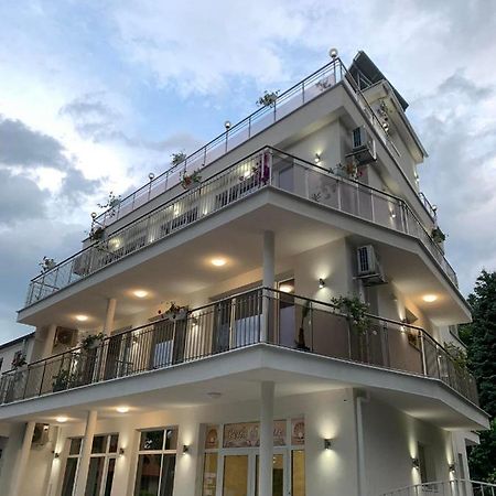 קרנבו Villa Perla Di Mare מראה חיצוני תמונה